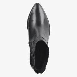 Ankle boot
