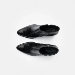Ankle boot