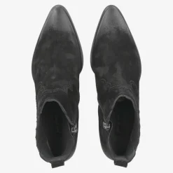 Ankle boot