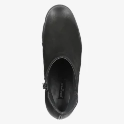 Ankle boot