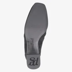 Ankle boot