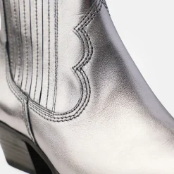 Ankle boot