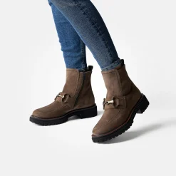 Ankle boot