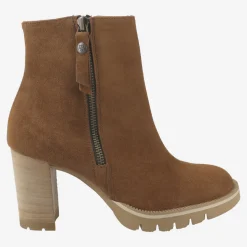 Ankle boot