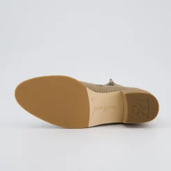 Ankle boot