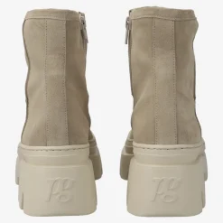 Bootie with warm lining