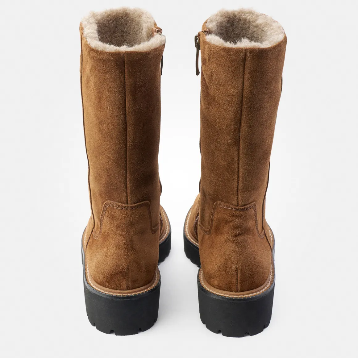 Boots with warm lining