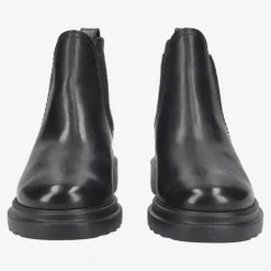 Chelsea ankle boot