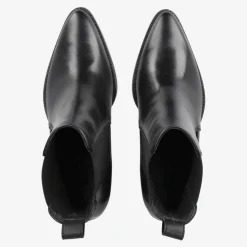 Chelsea ankle boot