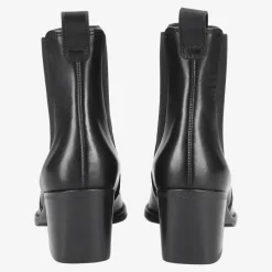 Chelsea ankle boot