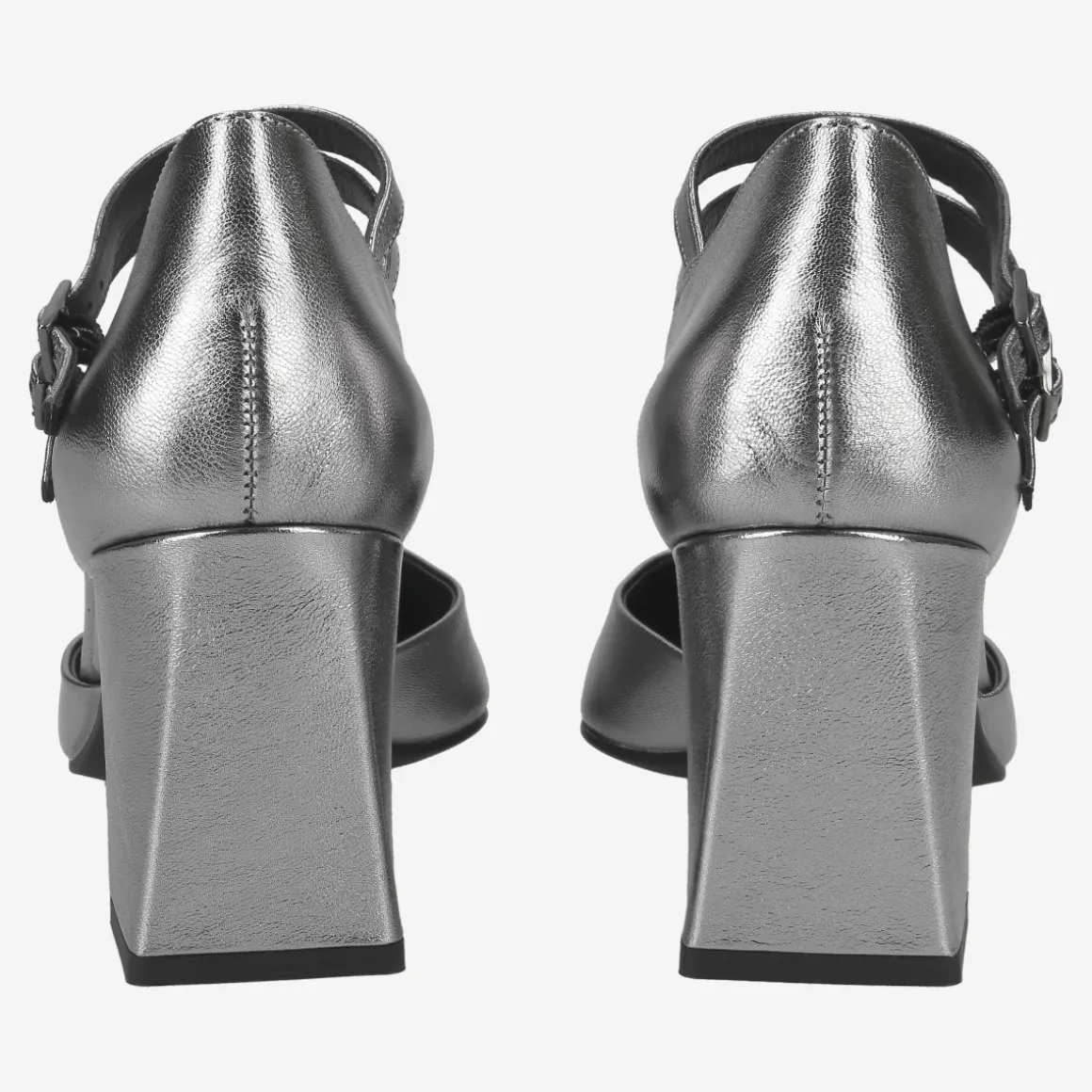 Clasp pumps