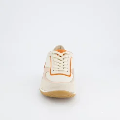 Clasp pumps