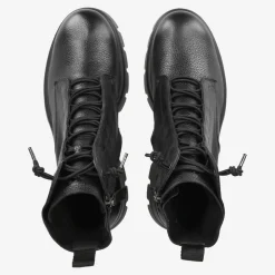 Lace-up ankle boot