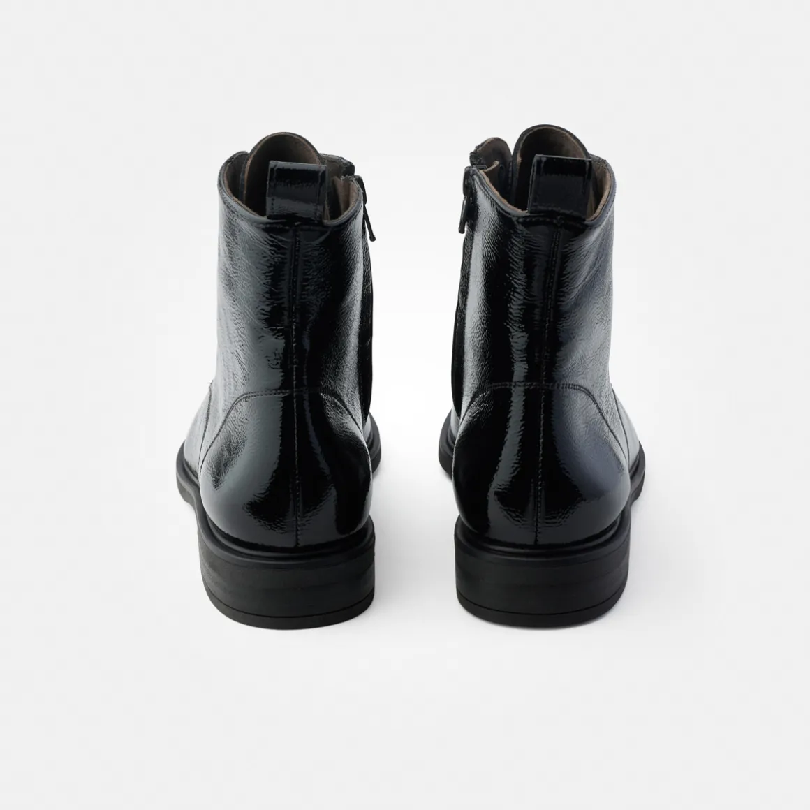 Lace-up ankle boot
