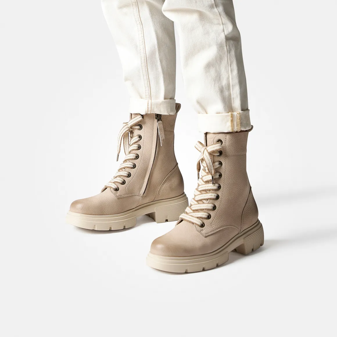 Lace-up bootie