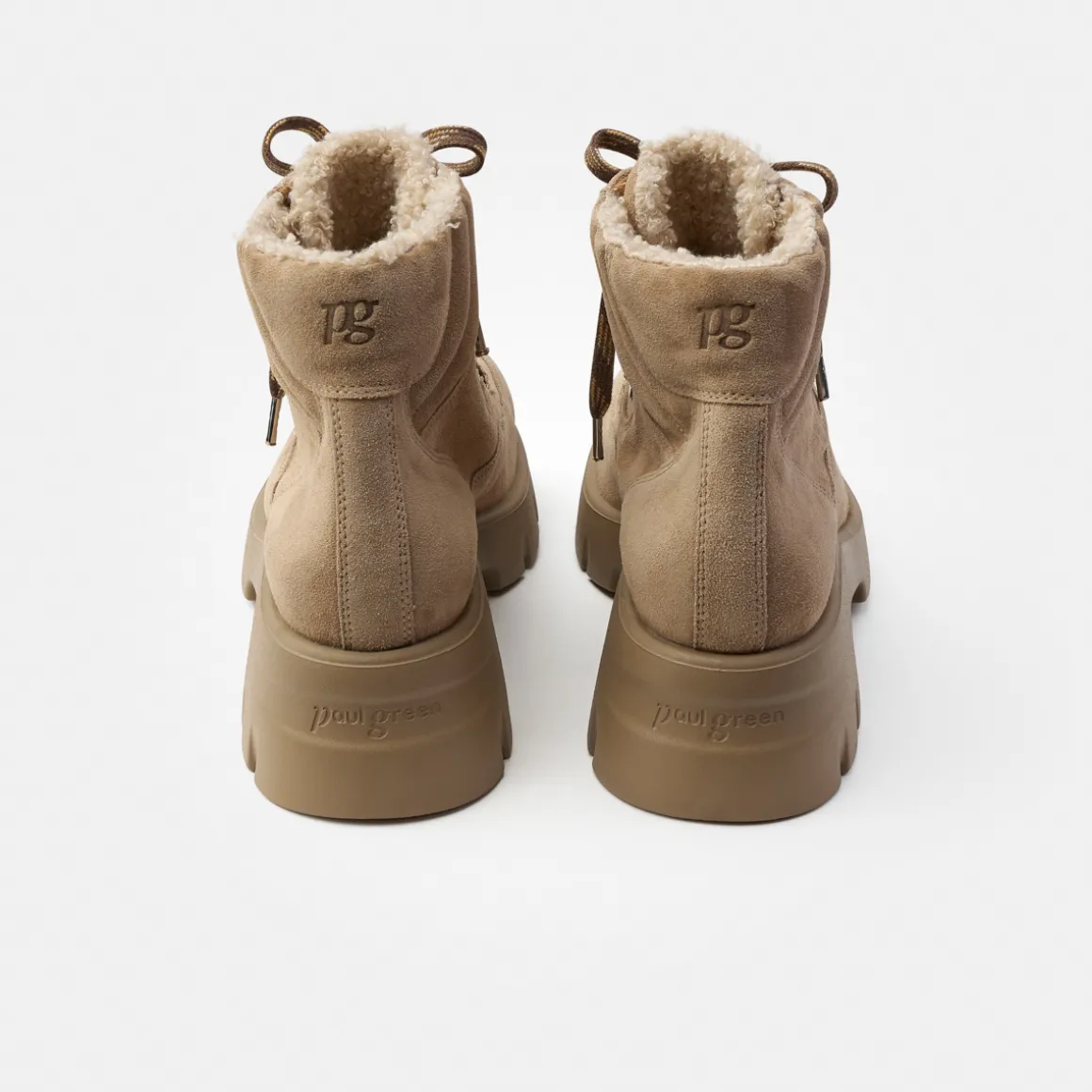 Lace-up bootie with warm lining