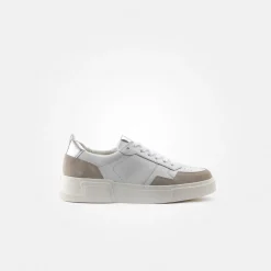 Pauls with removable footbed