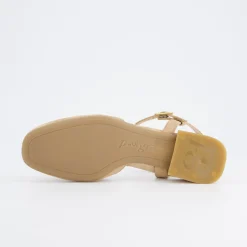 Sandal