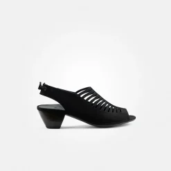 Sandal
