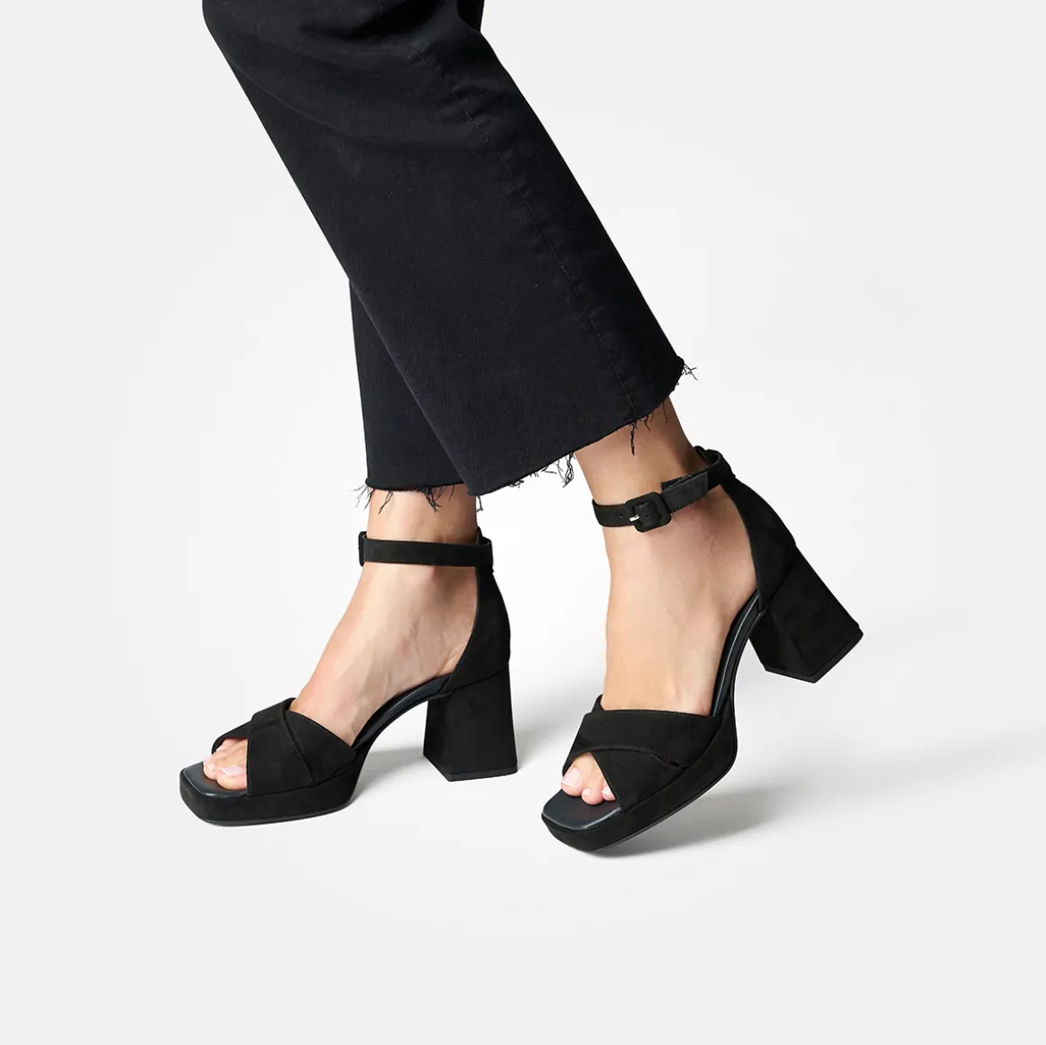Sandal