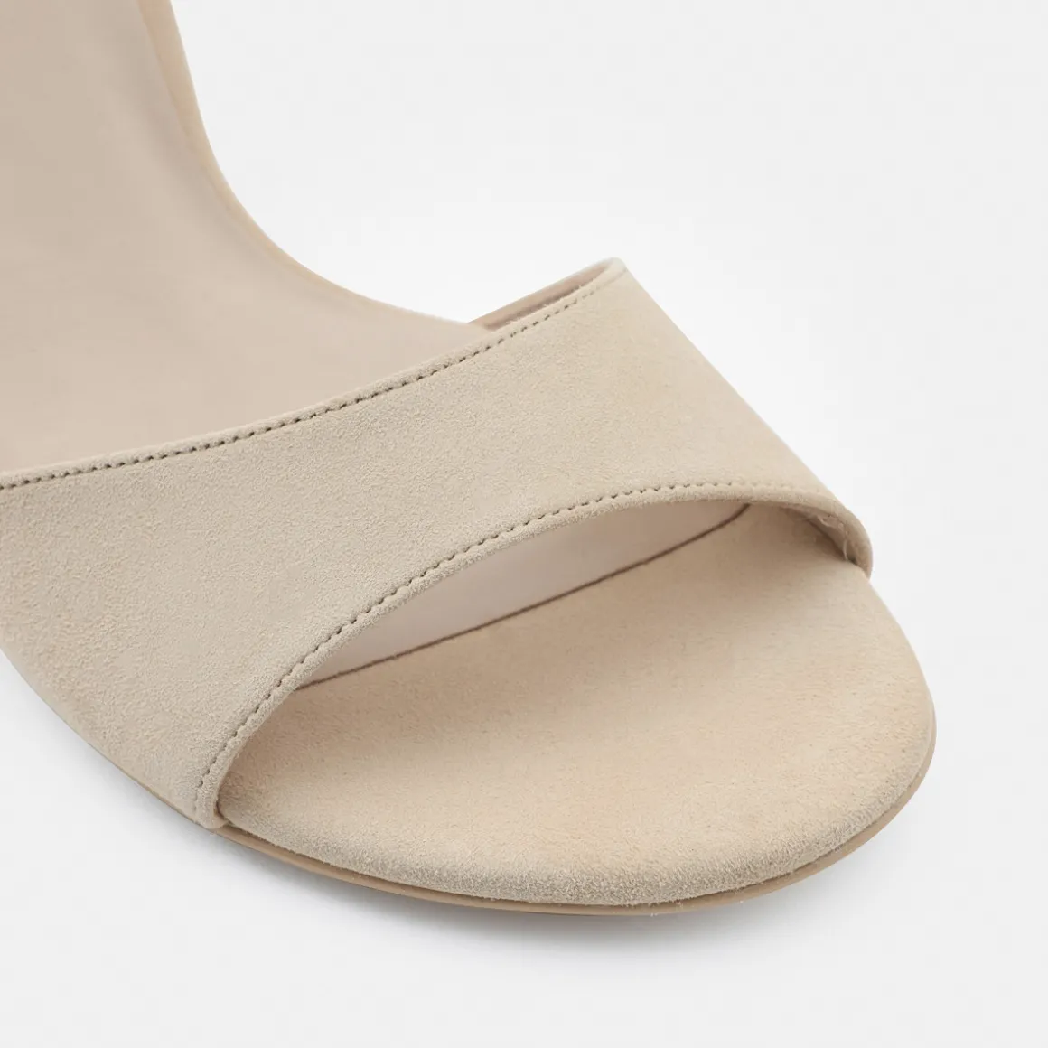 Sandal