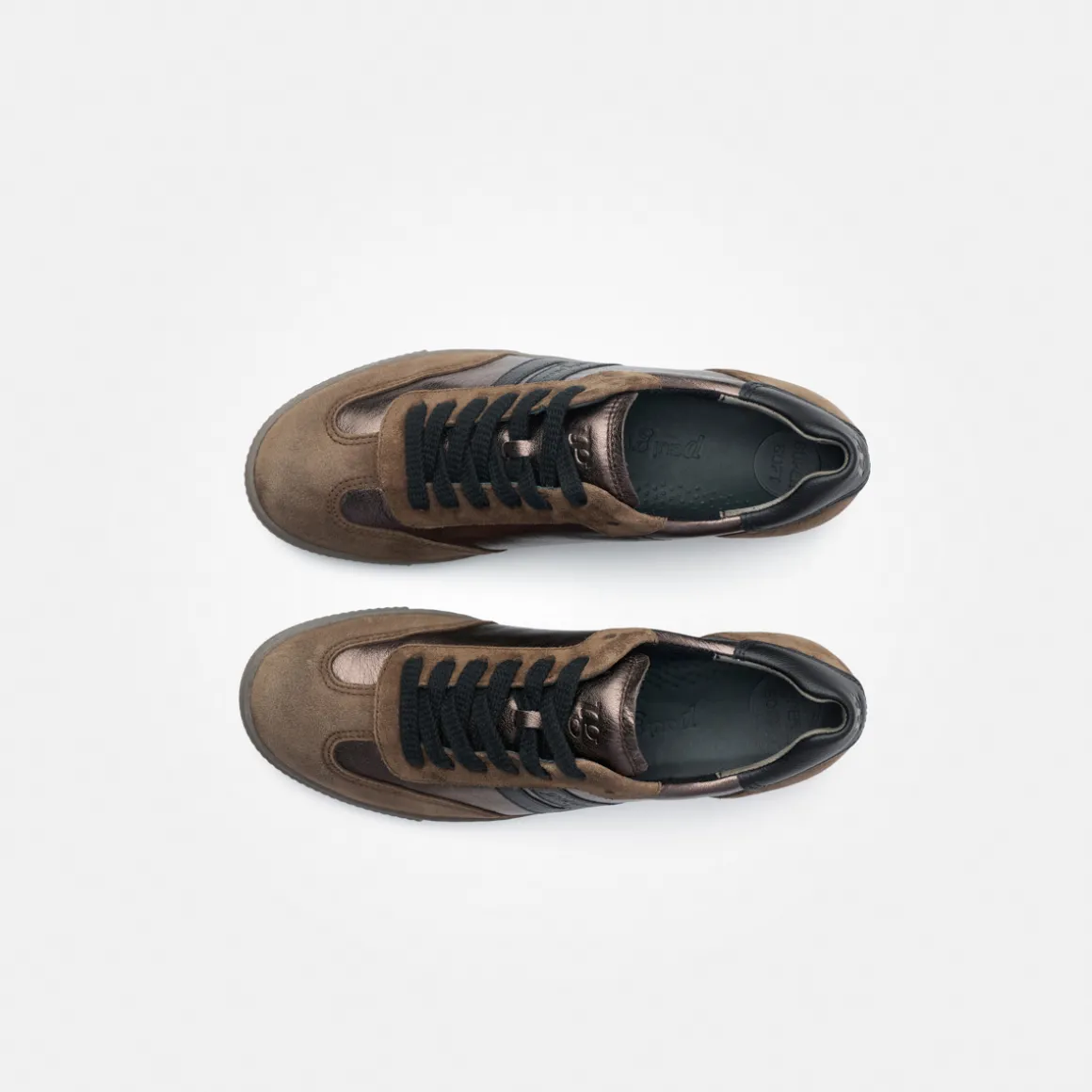 Sneaker