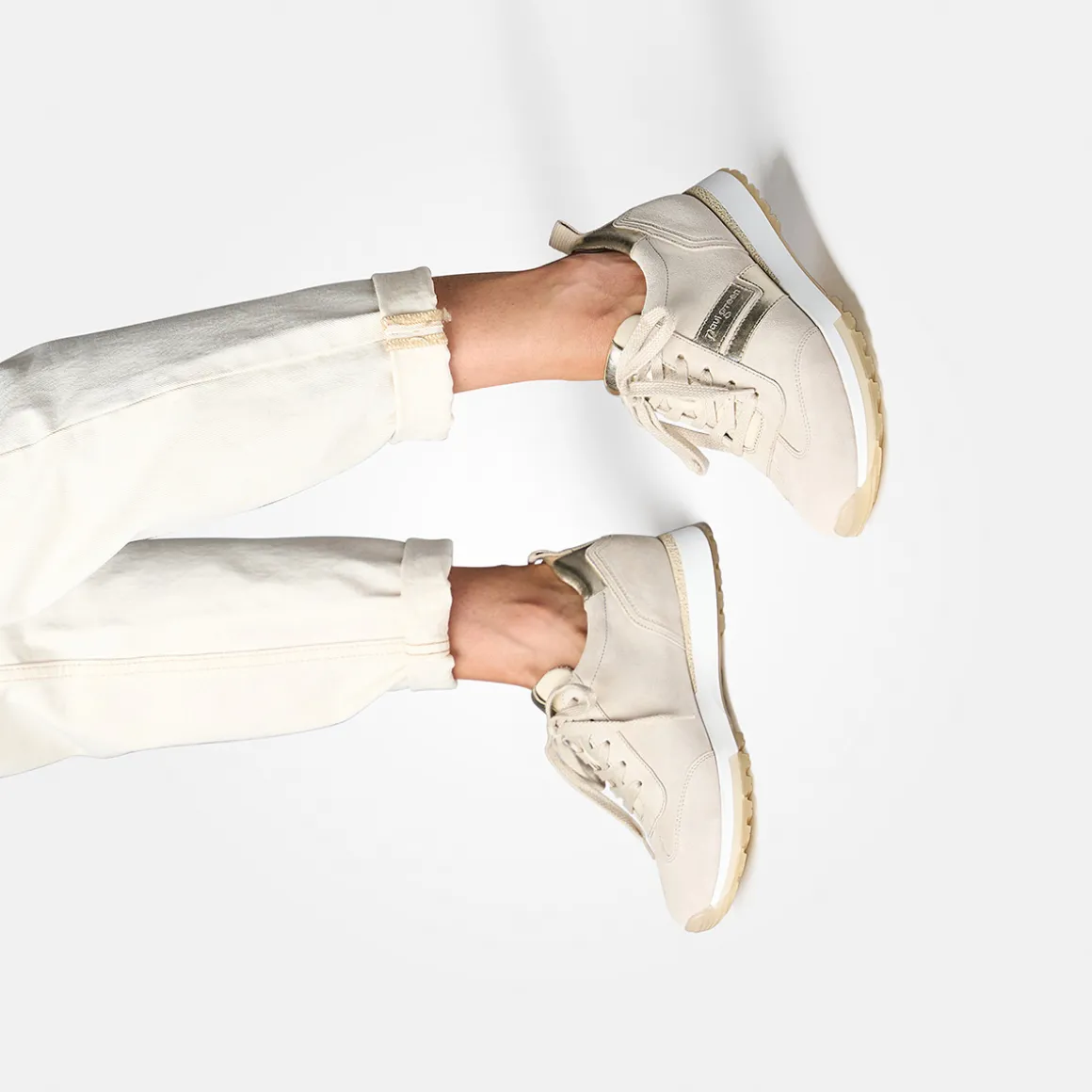 Sneaker