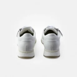 SUPER SOFT sneaker with removable footbed