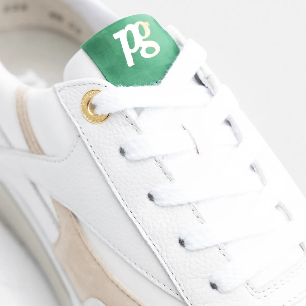 SUPER SOFT sneaker with removable footbed