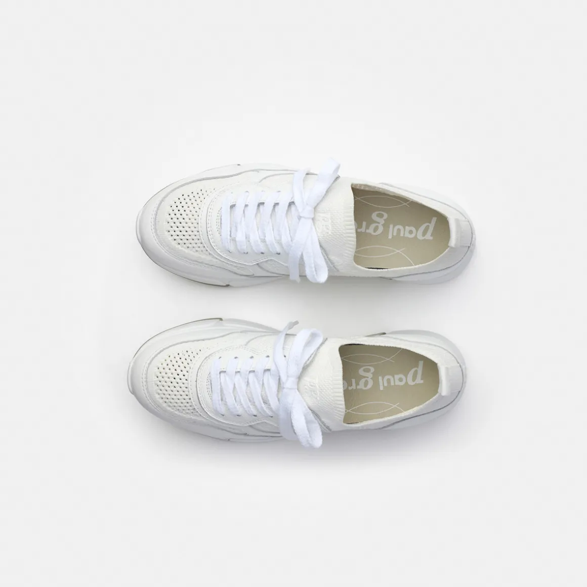 SUPER SOFT sneaker with removable footbed