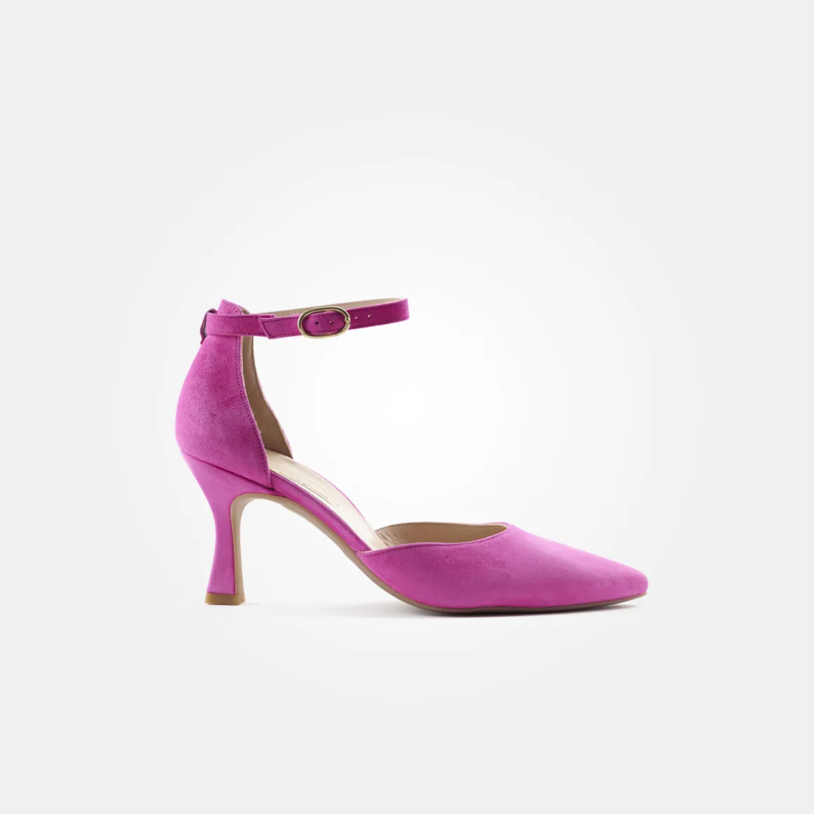 SUPER SOFT strappy pumps